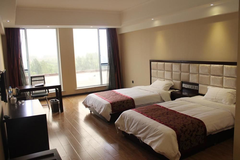 Weishi International Hotel Qing Zhou Εξωτερικό φωτογραφία