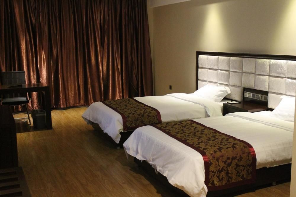 Weishi International Hotel Qing Zhou Εξωτερικό φωτογραφία